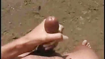 Джони порно със стари бабички открадва Адриана Чечик от нейния Wimp BF