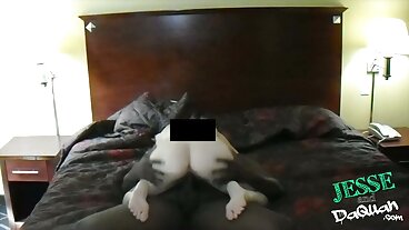 Алчен 4 петел с ButtBunny Кийра Крофт seks stari babi