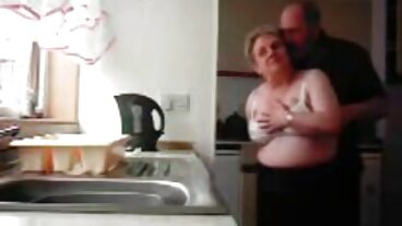 Бледо източноевропейско 18-годишна тийнейджърска seks stari babi дълбока тренировка
