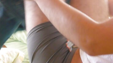 Великолепната Ginebra Bellucci се секс с баба прецаква право в путката