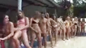 MYLF Конкурентни MILFs се състезават за секс баби вашия джиз! фут. Айдра Фокс