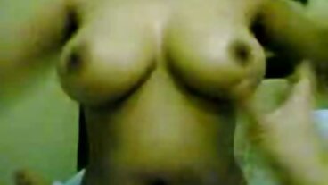 Amirah Adara прави твърд порно с баби междурасов анален секс